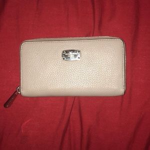 Michael Kors wallet